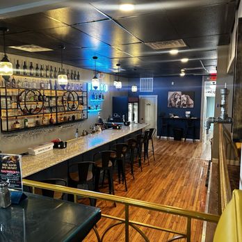 Eves On Adams - Bar seating - Wine Bars Near Me - Scranton, Pennsylvania Eves On Adams - Bar seating - Wine Bars Near Me - Scranton, Pennsylvania
