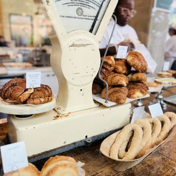Tatte Bakery & Cafe | National Landing - Fresh bread at Tatte Bakery & Cafe - Bakeries Near Me - Arlington, Virginia Tatte Bakery & Cafe | National Landing - Fresh bread at Tatte Bakery & Cafe - Bakeries Near Me - Arlington, Virginia