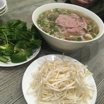 Oasis Vietnamese Cuisine - XL Combo Pho $12.95 - Vietnamese Near Me - Pacifica, California Oasis Vietnamese Cuisine - XL Combo Pho $12.95 - Vietnamese Near Me - Pacifica, California