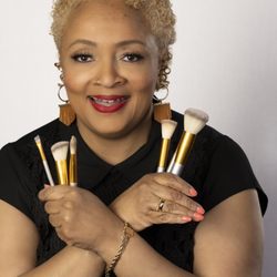 Makeup By Sharon Kaye - Book your Makeup Lesson. We offer virtual or in-person appointments.