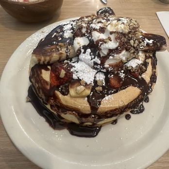 Aloha Kitchen - Strawberry Souffle Pancake - Breakfast & Brunch Near Me - Honolulu, Hawaii