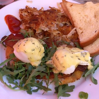 Shorehouse Kitchen - Parmesan risotto Eggs Benedict with hash browns and brioche toast - Breakfast & Brunch Near Me - Carlsbad, California Shorehouse Kitchen - Parmesan risotto Eggs Benedict with hash browns and brioche toast - Breakfast & Brunch Near Me - Carlsbad, California