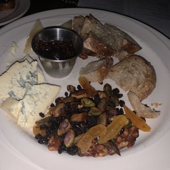 Hampton Street Vineyard - Cheese Plate - New American Near Me - Columbia, South Carolina