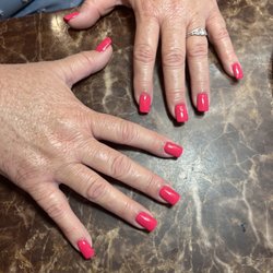 Thai Nail Spa - Pink Nails