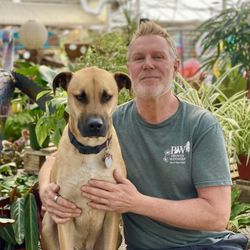 Front Range Gardens - Reggie & Manager David