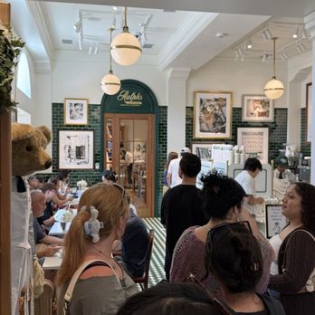 Ralph's Coffee - Line getting in - Coffee & Tea Near Me - Newport Beach, California Ralph's Coffee - Line getting in - Coffee & Tea Near Me - Newport Beach, California
