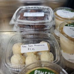 Ram Cafe - Raw Paleo Macaroon
