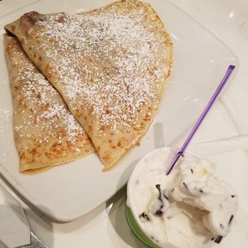 Chocolate SD - Nutella crepe with strawberries and stracciatella gelato - Coffee & Tea Near Me - San Diego, California Chocolate SD - Nutella crepe with strawberries and stracciatella gelato - Coffee & Tea Near Me - San Diego, California