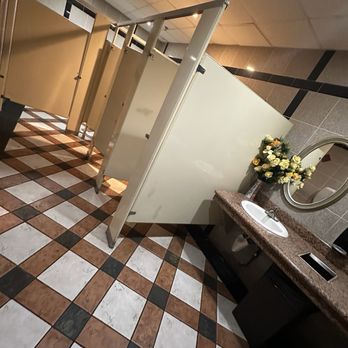 New Tin Tin Buffet - Bathroom - Chinese Near Me - Medford, Oregon New Tin Tin Buffet - Bathroom - Chinese Near Me - Medford, Oregon