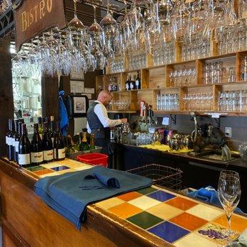 Bacquet's Restaurant - Beautiful Bar - French Near Me - Eagle, Idaho Bacquet's Restaurant - Beautiful Bar - French Near Me - Eagle, Idaho