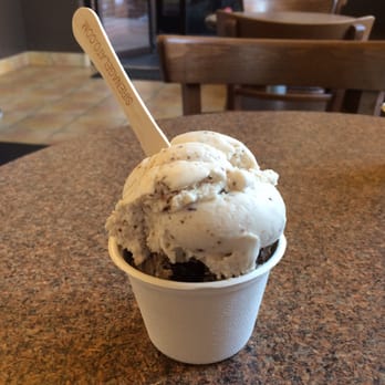 Sirena Gelato - Oreo and Reese peanut butter - Ice Cream & Frozen Yogurt Near Me - Bellingham, Washington Sirena Gelato - Oreo and Reese peanut butter - Ice Cream & Frozen Yogurt Near Me - Bellingham, Washington