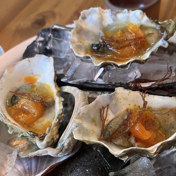 Sun Moon Studio - Pt. Reyes Miyagi oyster, pickled tomato, sansho - Seafood Near Me - Oakland, California Sun Moon Studio - Pt. Reyes Miyagi oyster, pickled tomato, sansho - Seafood Near Me - Oakland, California
