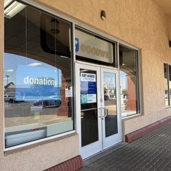 Entrance. Homeless gentleman was off to the side off picture.