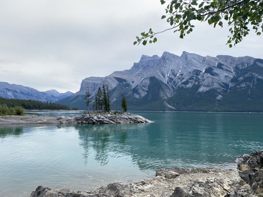 Lake Minnewanka by null