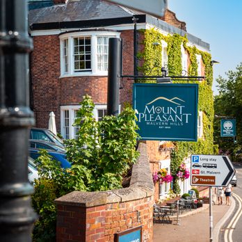 Mount Pleasant - External - Hotels Near Me - Malvern, WOR