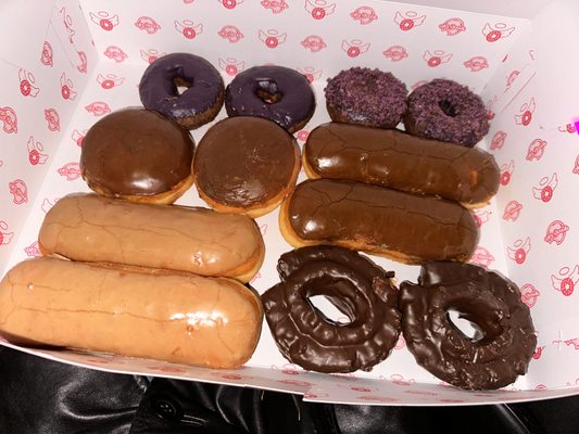 DK's Donuts & Bakery by null