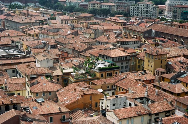 Piazza Delle Erbe by null