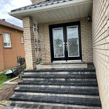 Lionscape Contracting - Interlock Stone Front Steps and Porch. - Landscaping Near Me - Mississauga, Ontario Lionscape Contracting - Interlock Stone Front Steps and Porch. - Landscaping Near Me - Mississauga, Ontario