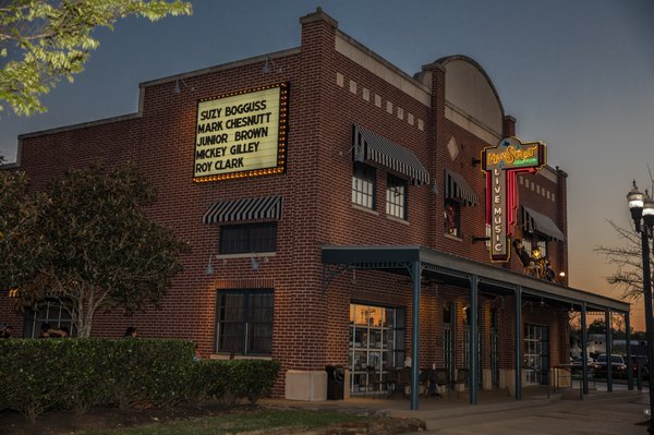 MAIN STREET CROSSING - 39 Photos & 51 Reviews - Music Venues - 111 W