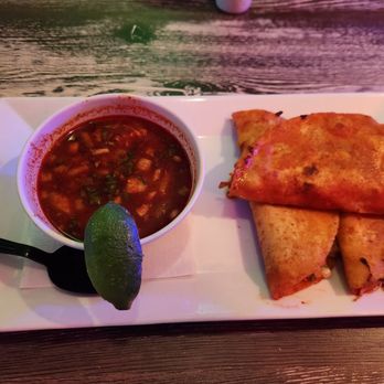 Jalapeños Mexican Grill - Chicken birria tacos - Mexican Near Me - Wayne, New Jersey