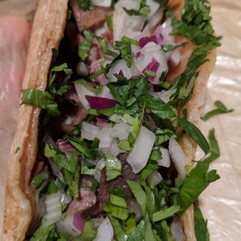 Carnitas Michoacan - Delicious tacos - Mexican Near Me - Chicago, Illinois