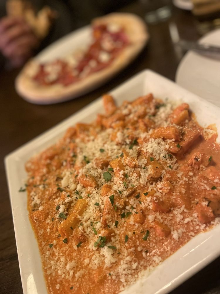 Social spots from Sarino