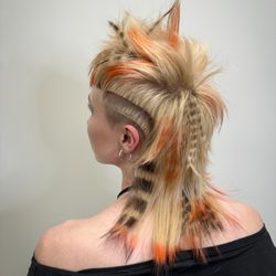 Haircolor by Jasmine
Haircut by Katya