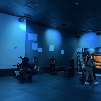 EōS Fitness - Unnecessary new lighting and unfinished paint job - Gyms Near Me - Fullerton, California