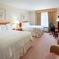 Holiday Inn Mississauga Toronto West - Standard Room with 2 double beds