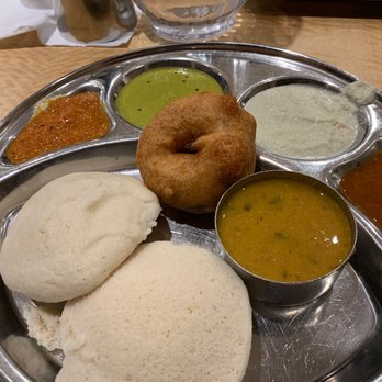 Saravanaa Bhavan - Indian Near Me - Irving, Texas