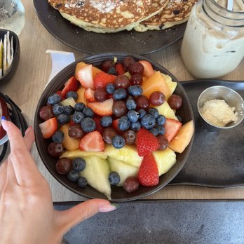 Pop's Corner - choc chip pancakes & Fruit Bowl - Breakfast & Brunch Near Me - Point Pleasant Beach, New Jersey