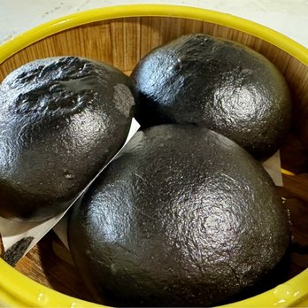 Bistro 1968 - Steamed egg yolk buns - Dim Sum Near Me - San Gabriel, California