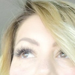 RMLA - A photo of my perfect brows that he DIDN'T do!