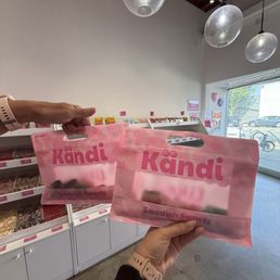 Candy! Candy!