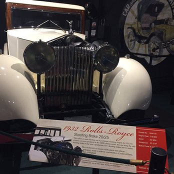 Car and Carriage Caravan Museum - PoV 1932 Rolls - Museums Near Me - Luray, Virginia