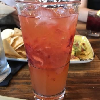 Mash'D - $6.49 for strawberry lemonade... no alchy - New American Near Me - Frisco, Texas