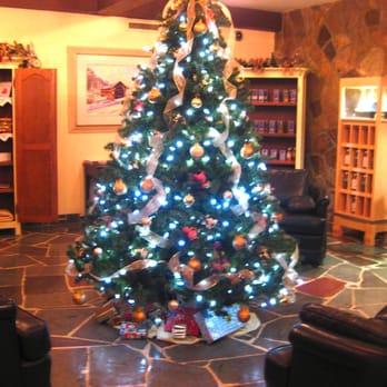 La Sapiniere Hotel - Hotels Near Me - Val-David, Quebec La Sapiniere Hotel - Hotels Near Me - Val-David, Quebec