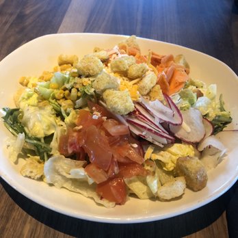 Yard House - Classic Ranch Salad - New American Near Me - Concord, California