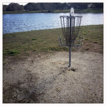 Cliff Stephens Park - Bonus Hole - Disc Golf Near Me - Clearwater, Florida