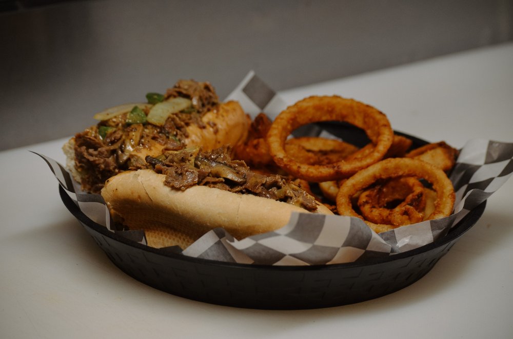Stateline Outpost & Grub Logo