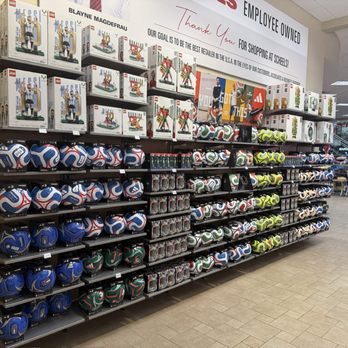 Scheels - Hunting & Fishing Supplies Near Me - Overland Park, Kansas