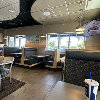 Culver's - Seating - Burgers Near Me - Cooper City, Florida Culver's - Seating - Burgers Near Me - Cooper City, Florida