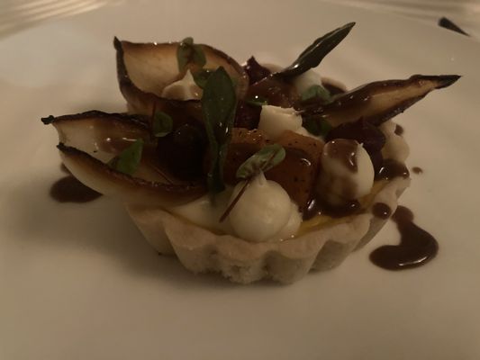 Joan's in the Park by null