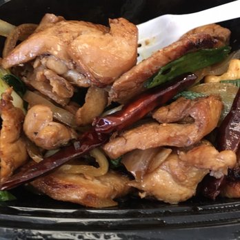 Kinnara Thai - Cashew chicken - Thai Near Me - Van Nuys, California Kinnara Thai - Cashew chicken - Thai Near Me - Van Nuys, California