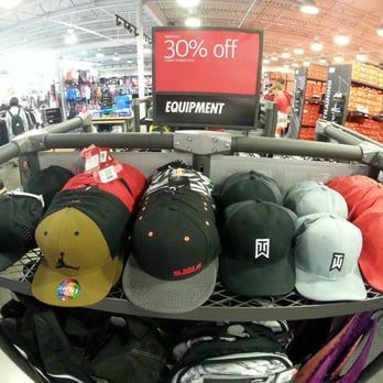 Nike Factory Store - Wisconsin Dells - Shoe Stores Near Me - Baraboo, Wisconsin
