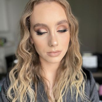 Anie Makeup - IG: anie_smua Event makeup - Makeup Artists Near Me Anie Makeup - IG: anie_smua Event makeup - Makeup Artists Near Me