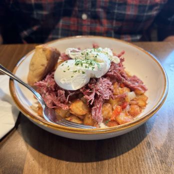 The Windmill Bistro - Corned Beef Hash. - Breakfast & Brunch Near Me - Sumner, Washington