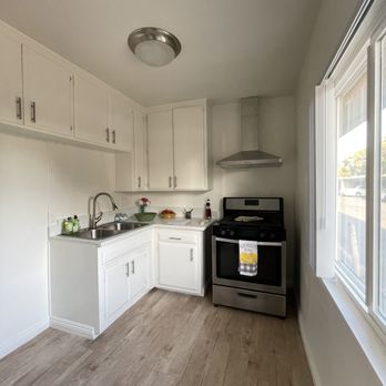 Trio Apartment Homes - Studio kitchen - Apartments Near Me - Costa Mesa, California Trio Apartment Homes - Studio kitchen - Apartments Near Me - Costa Mesa, California