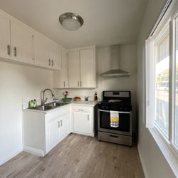 Trio Apartment Homes - Studio kitchen