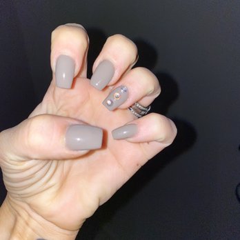 Queen's Nails & Spa - They have Gems here. - Nail Salons Near Me - Chino, California Queen's Nails & Spa - They have Gems here. - Nail Salons Near Me - Chino, California